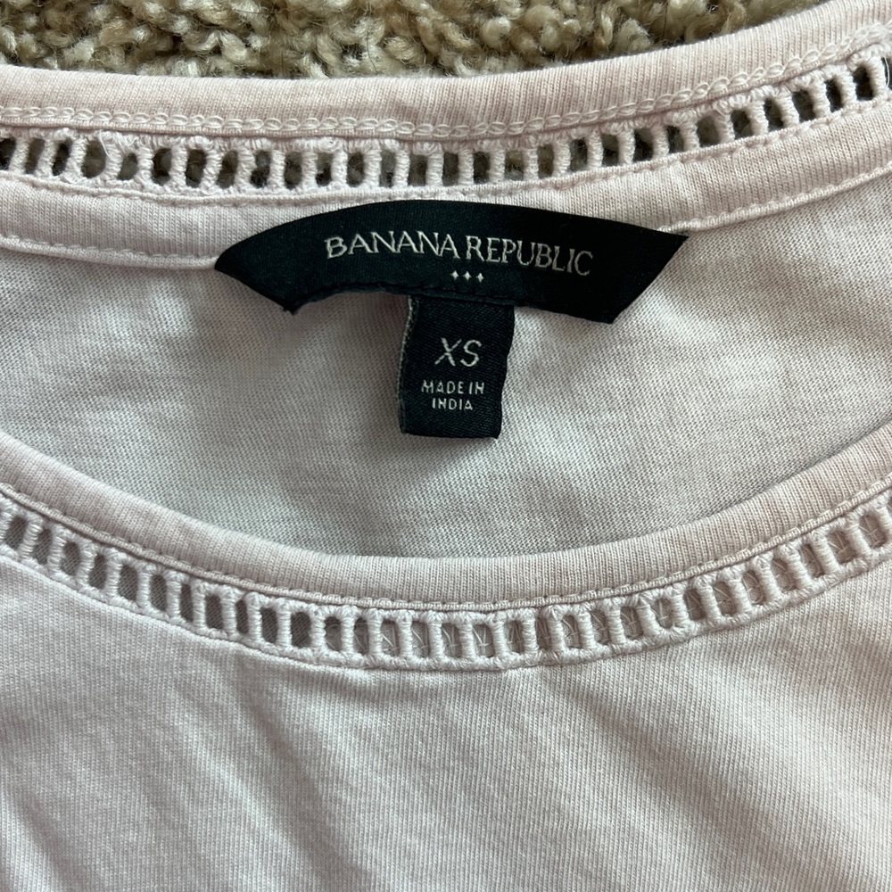 Banana Republic Feminine Detail Tank Top - Picture 2 of 6